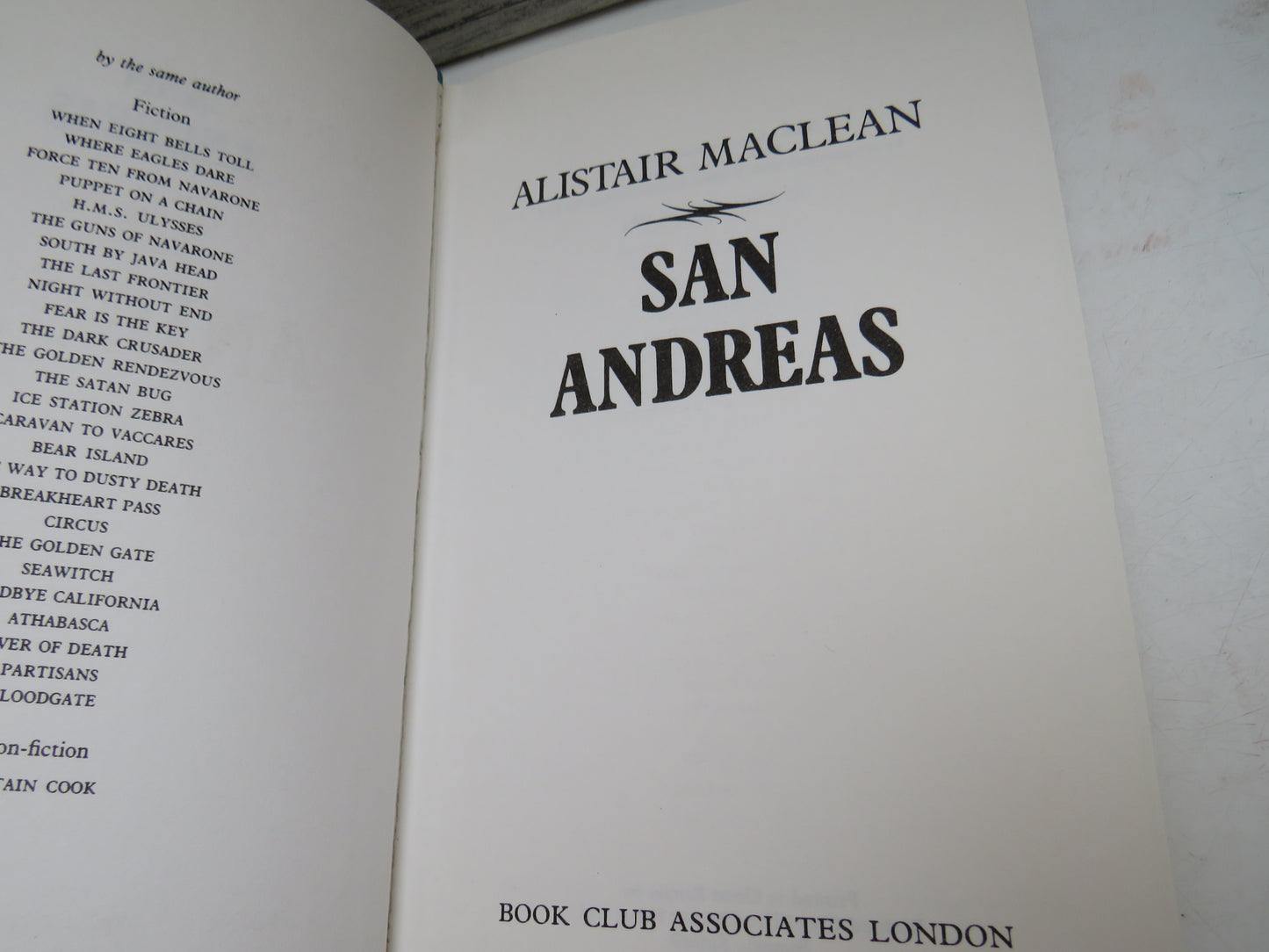 San Andreas By Alistair MaClean 1985 book image 3