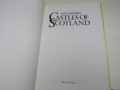 Castles of Scotland By Ian Grimble 1988