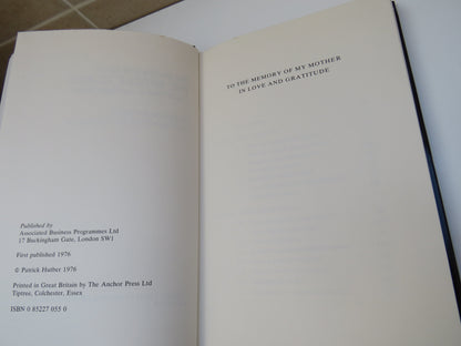 The Decline and Fall of The Middle Class and How It Can Fight Back By Patrick Hutber 1976 book image 4
