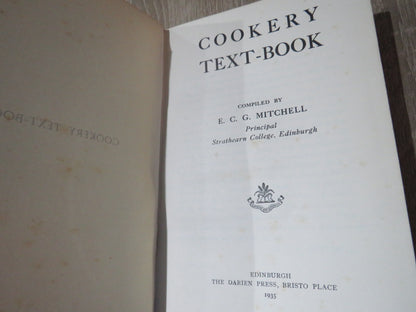 Strathearn College Edinburgh Cookery Text-Book Compiled By E.C.G. Mitchell 1935 book image 4