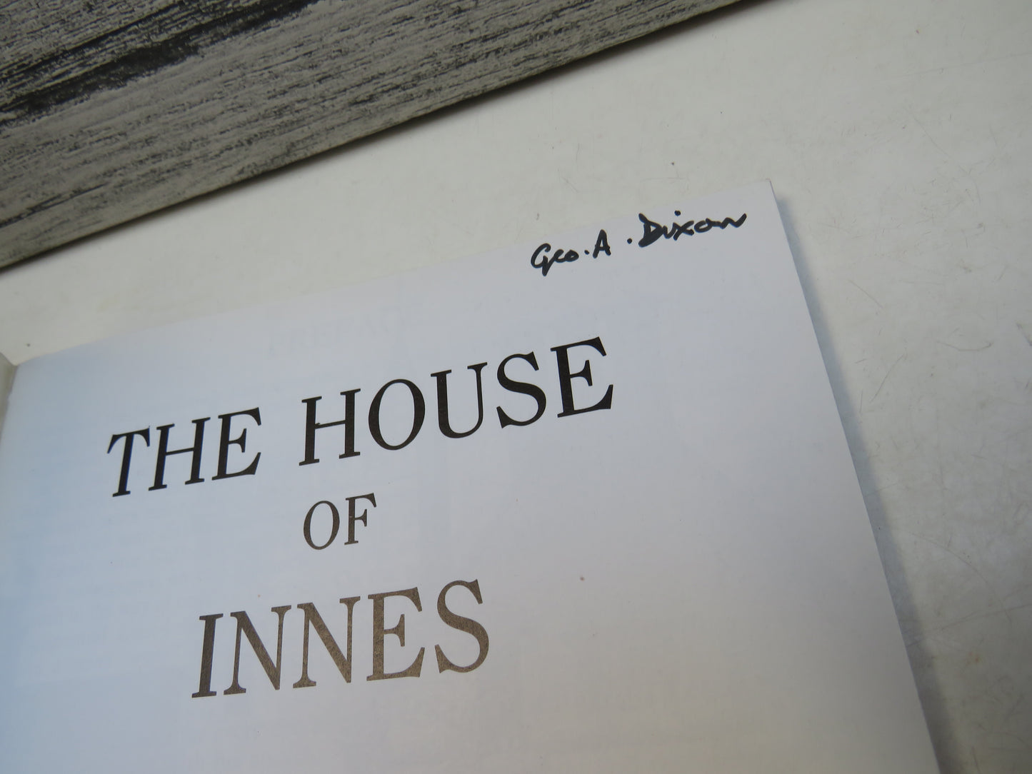 The House of Innes By Robert Innes-Smith 1990