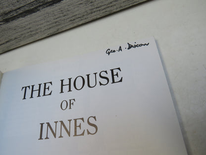 The House of Innes By Robert Innes-Smith 1990 book image 4