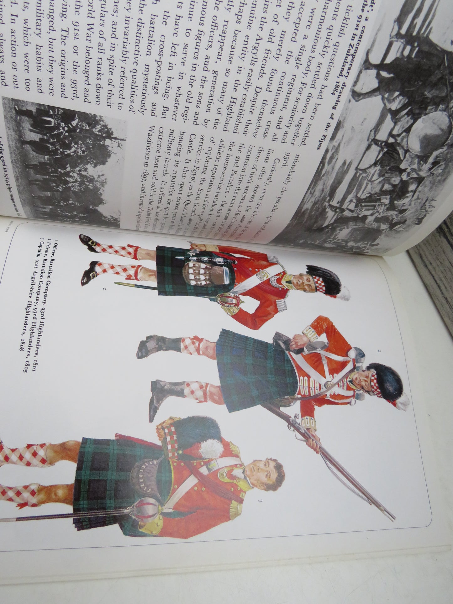 Argyll and Sutherland Highlands By William McElwee Colour Plates By Michael Roffe 1972