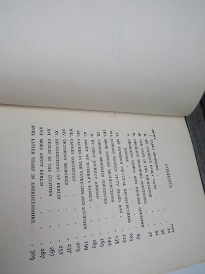 Fragments Of Auld Lang Syne: By Mrs. Frank Russell