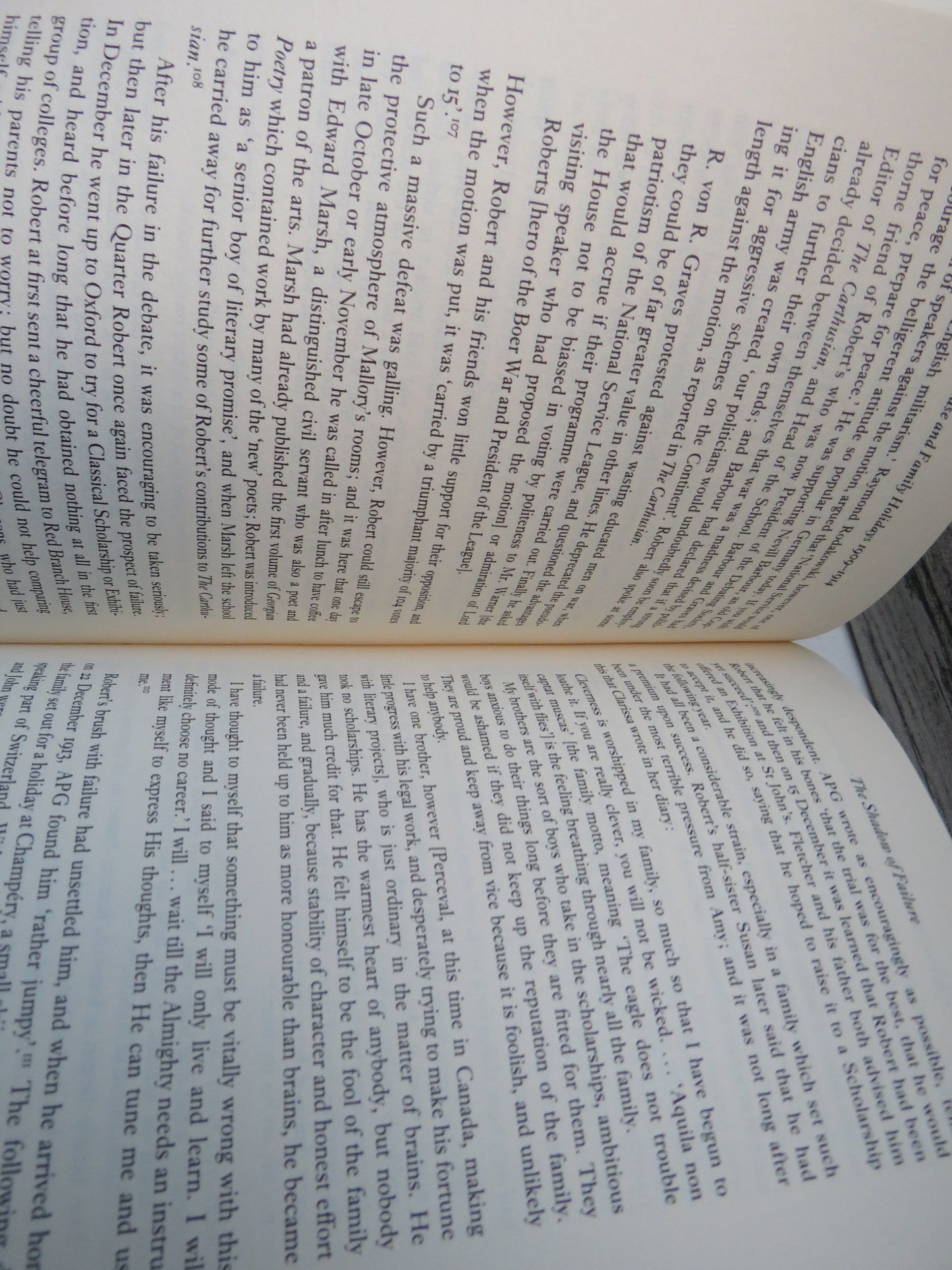 Robert Graves The Assault Heroic 1895-1926 By Richard Perceval Graves 1986 book image 5