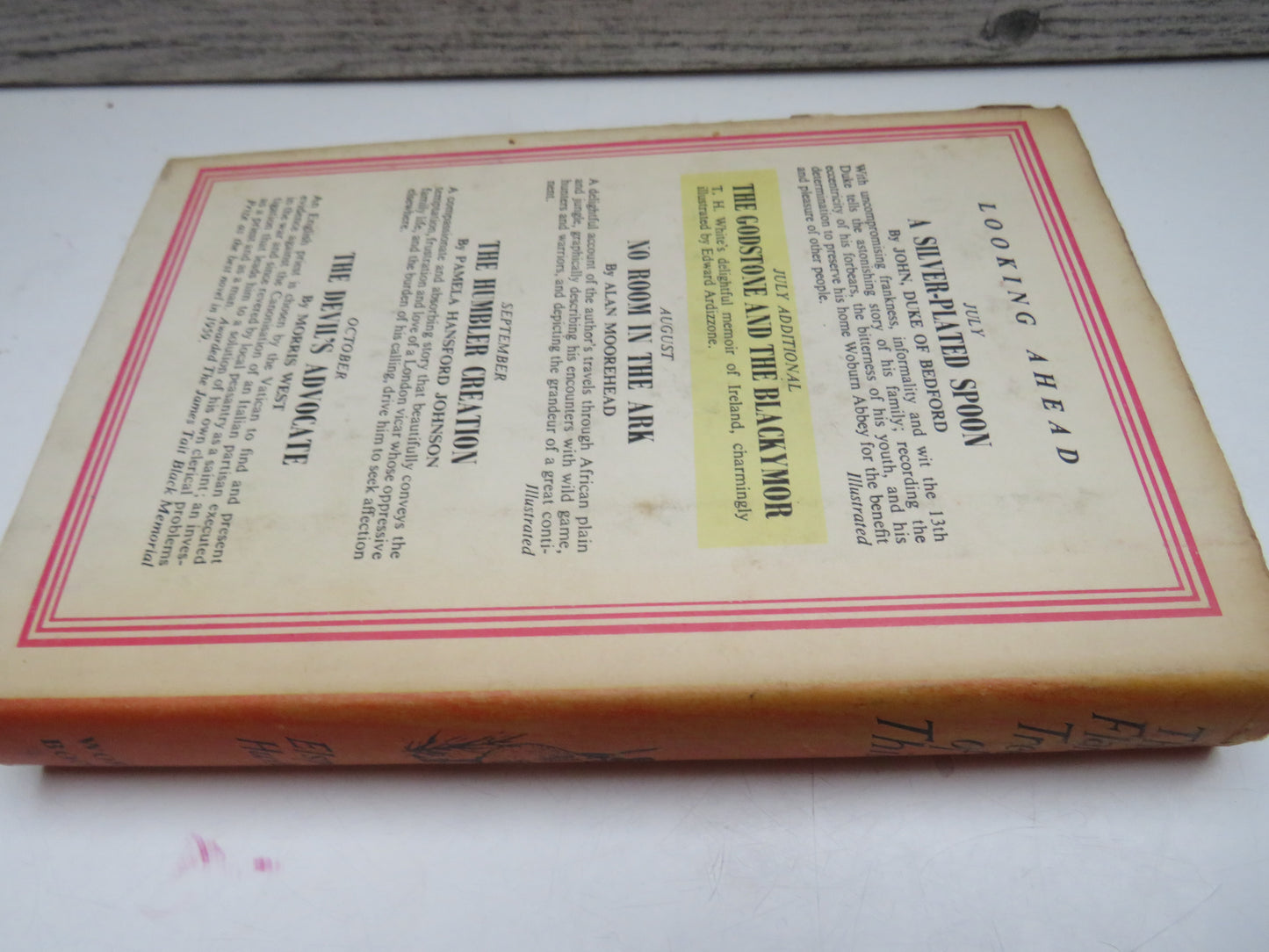 The Flame Trees of Thika By Elspeth Huxley 1960