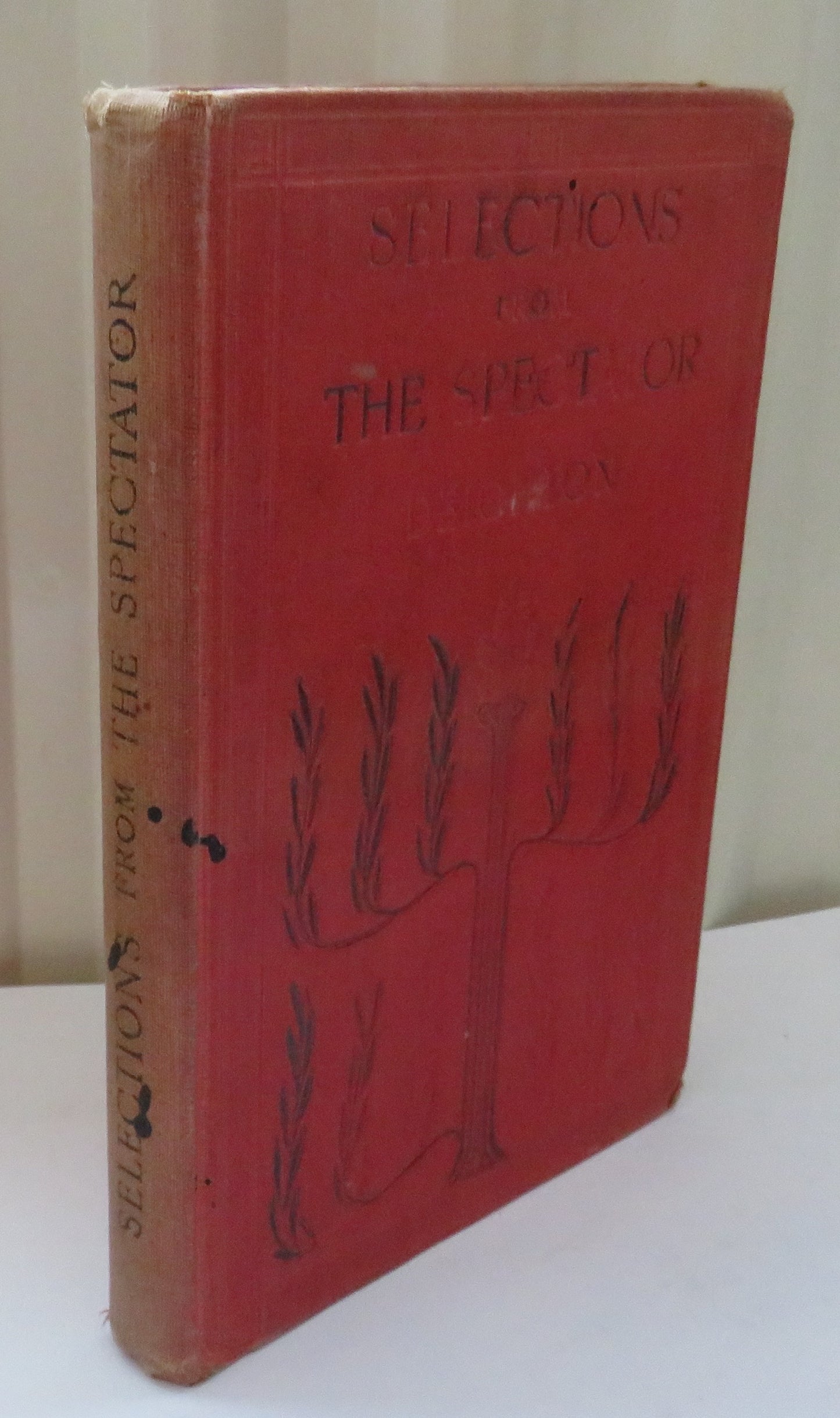 Selections From The Spectator With Intro and Notes By K. Deighton 1919