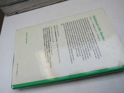 Yours Sincerely For Scotland The Autobiography of a Patriot By Wendy Wood 1970 book image 2