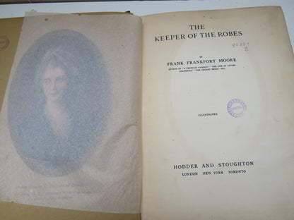 The Keeper of the Robes By Frank Frankfort Moore book image 6