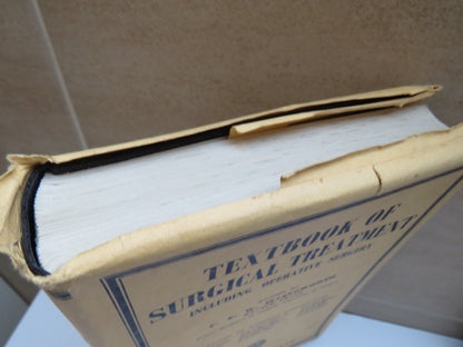 Textbook of Surgical Treatment Including Operative Surgery, edited by C. R. W. Illingworth, 1943 book image 3