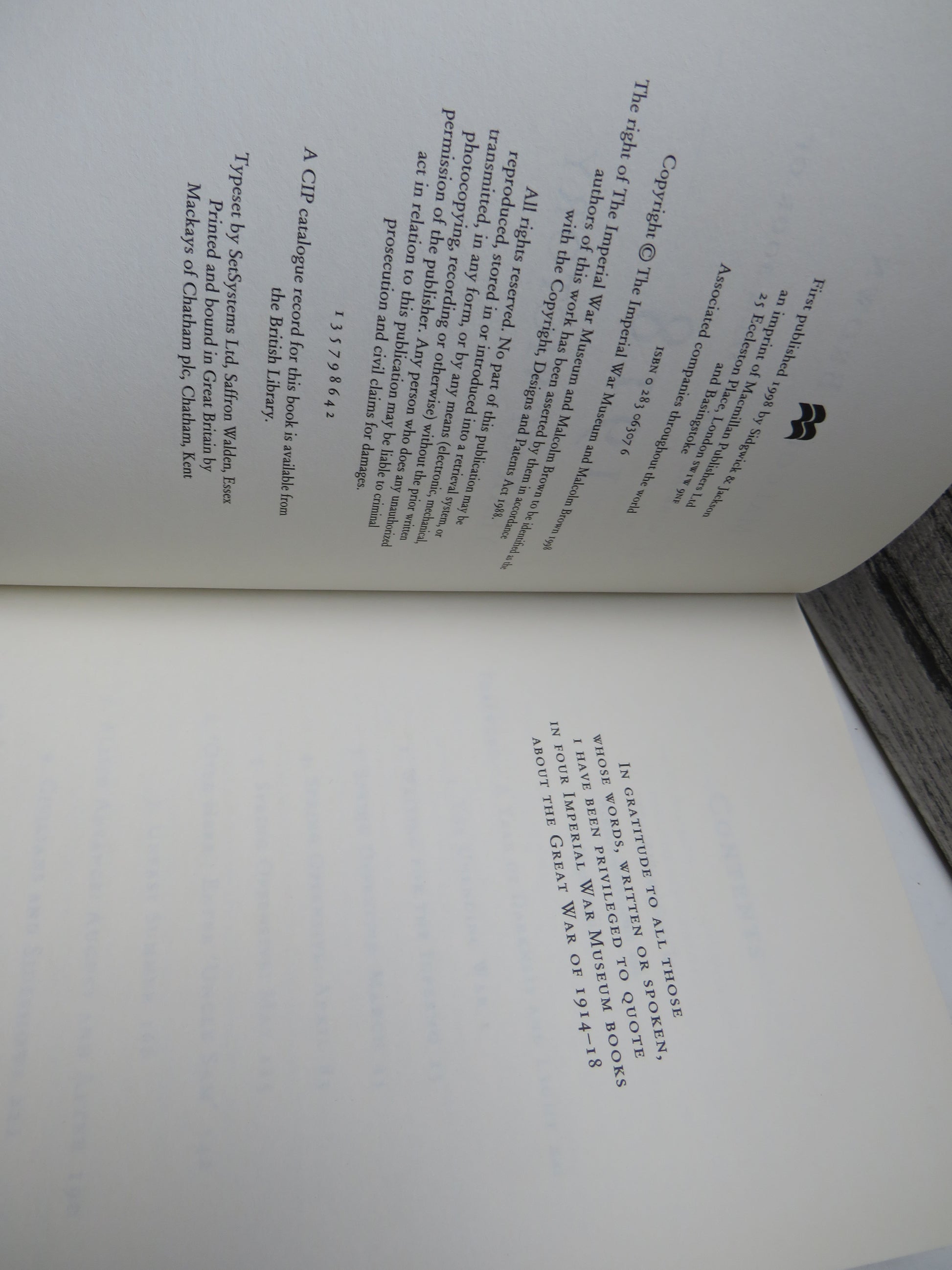 The Imperial War Museum Book of 1918 Year of Victory By Malcolm Brown 1998 (Vintage History Book) book 4