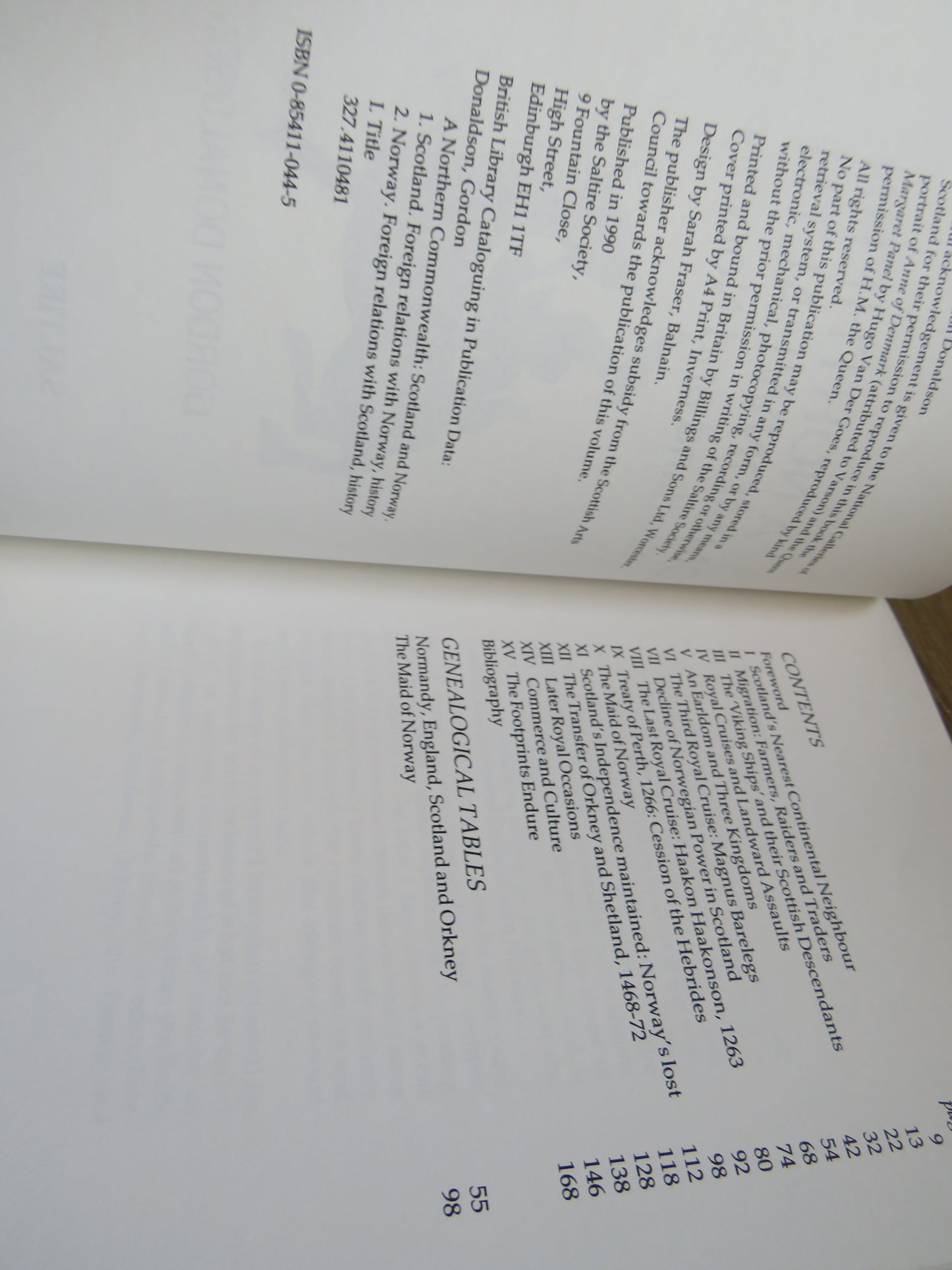 A Northern Commonwealth Scotland and Norway By Gordon Donaldson 1990