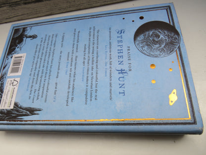 The Rise of the Iron Moon by Stephen Hunt 2009 book image 2