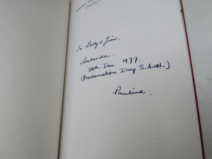 Barossa Valley Sketchbook, drawings by Jeanette McLeod, Text by Colin Thiele, 1977 (Vintage Art Book book image 3