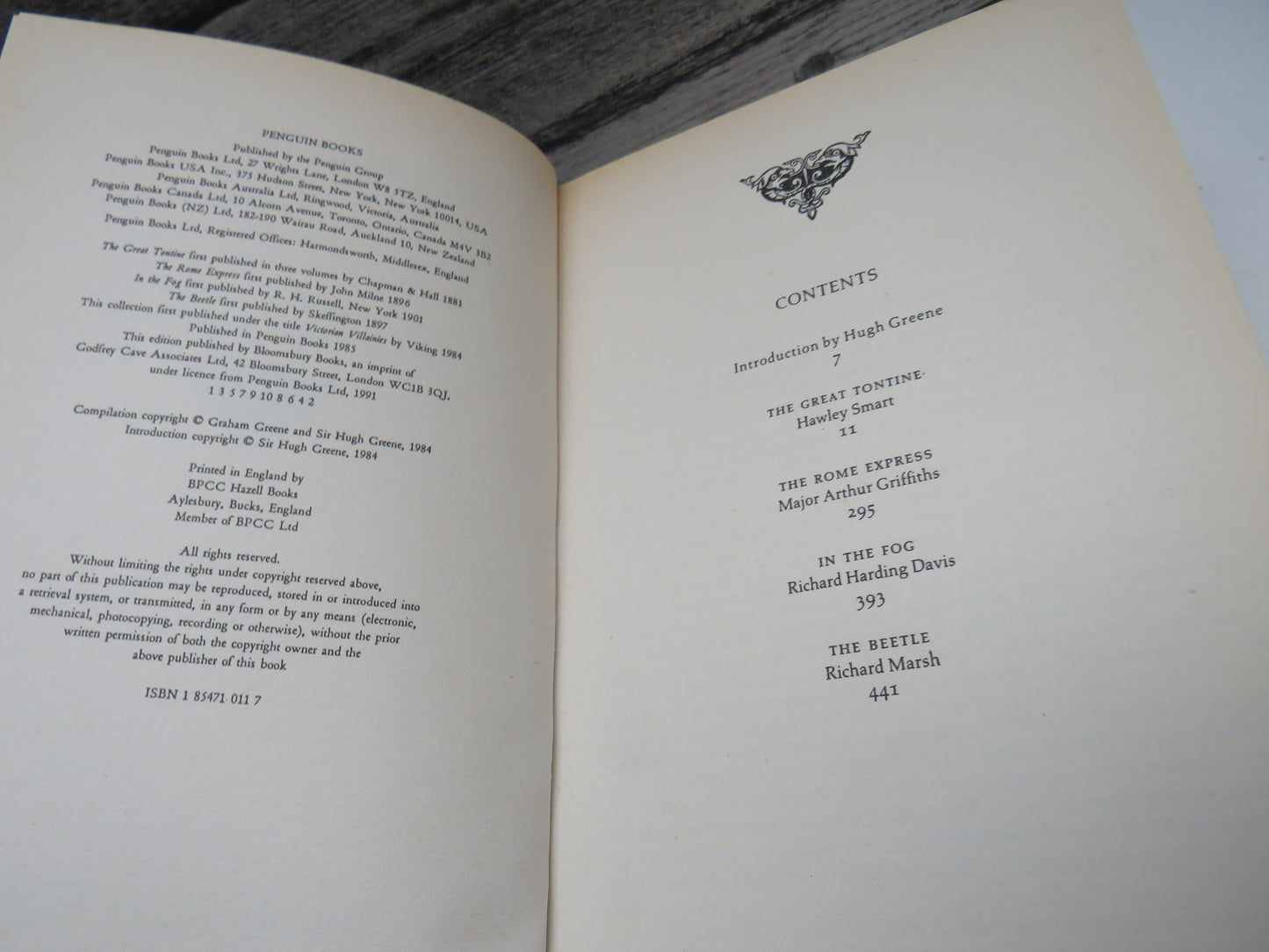 The Penguin Book of Victorian Villainies, The Great Tontine, The Rome Express, In The Fog and The Beetle, Graham and Hugh Greene 1984