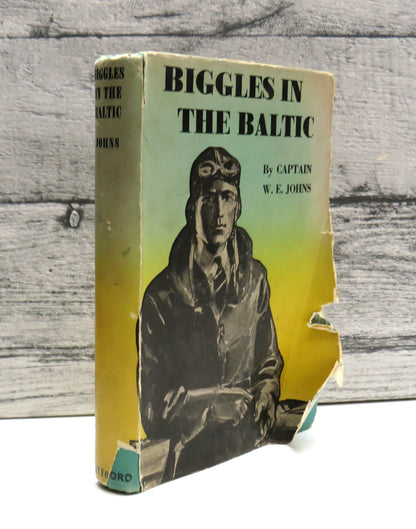 Biggles In The Baltic By Captain W.E. Johns 1942