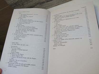 A History of Medieval Europe From Constantine To Saint Louis By R. H. C. Davis 1988