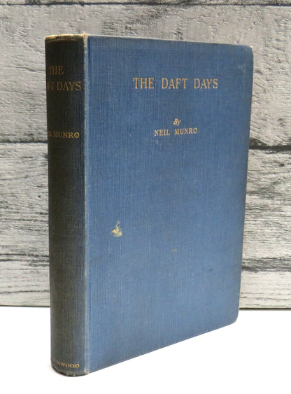 The Daft Days by Neil Munro, 1935, Vintage Book book front cover