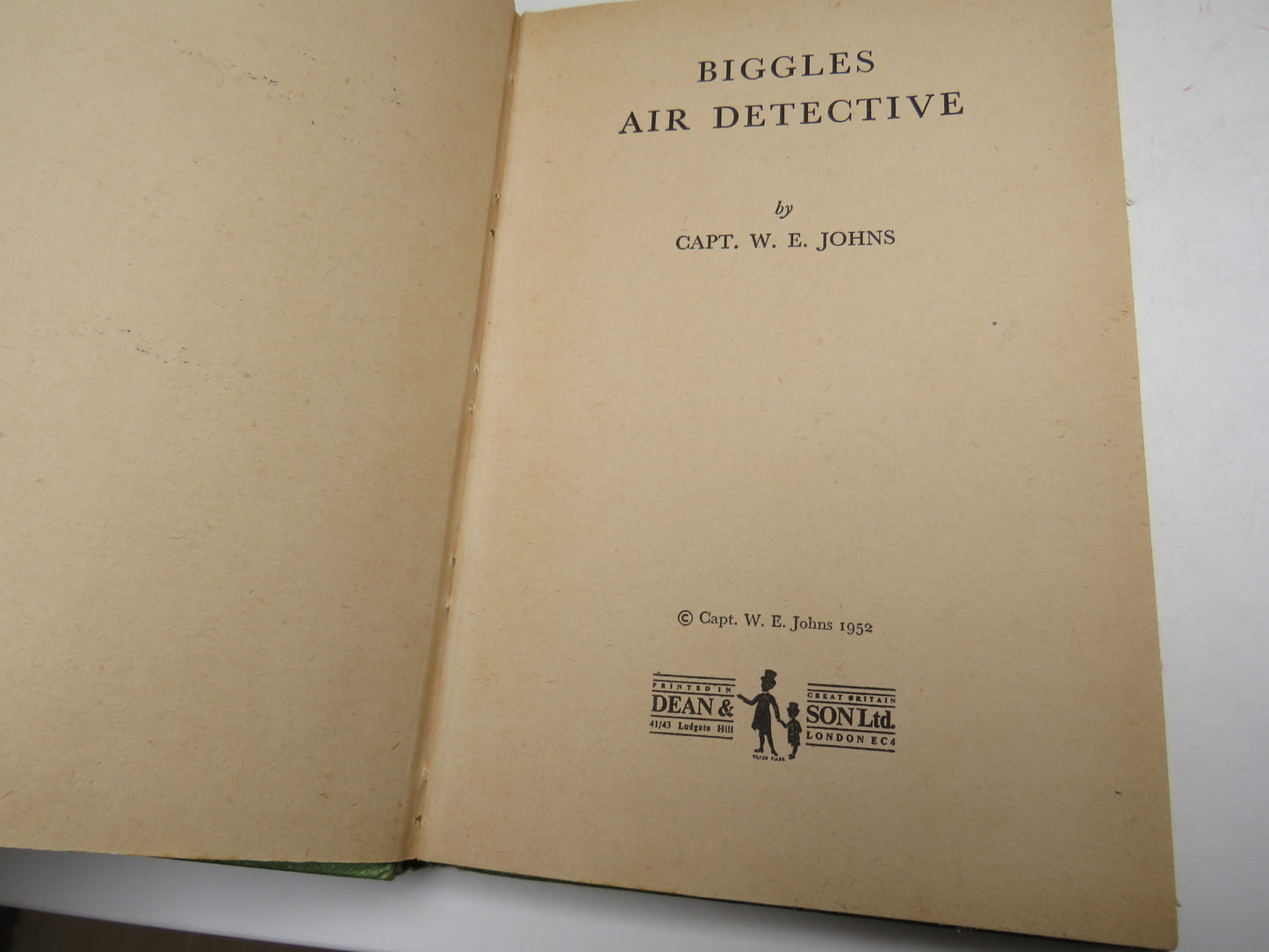 Biggles Air Detective By Captain. W.E. Johns 1952