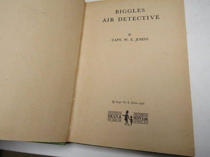 Biggles Air Detective By Captain. W.E. Johns 1952