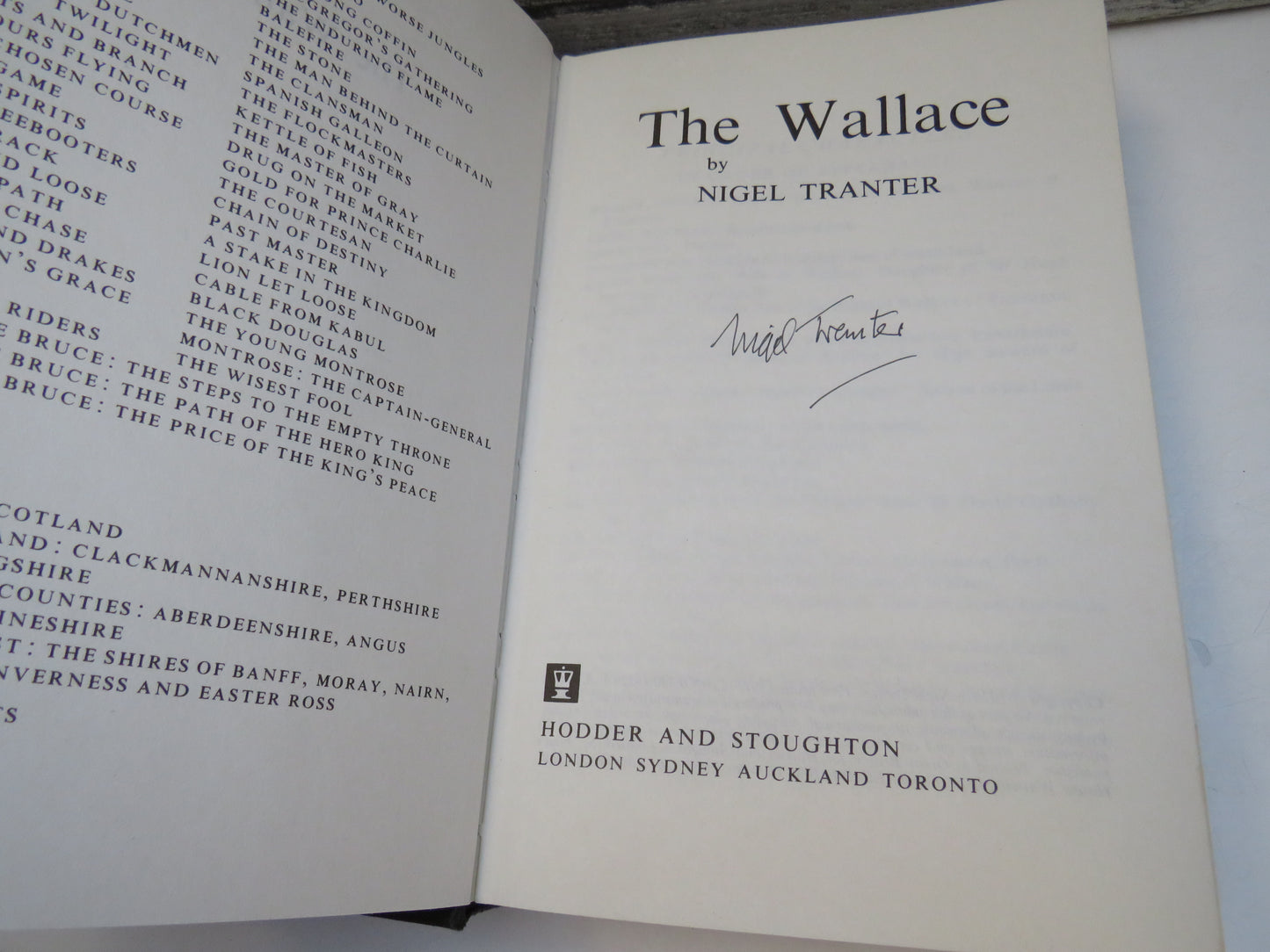 The Wallace By Nigel Tranter 1975 Author Signed