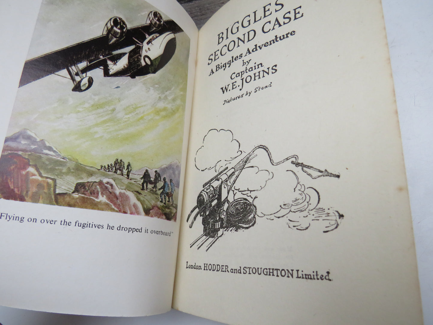 Biggles' Second Case A Biggles Adventure By Captain W.E. Johns 1949