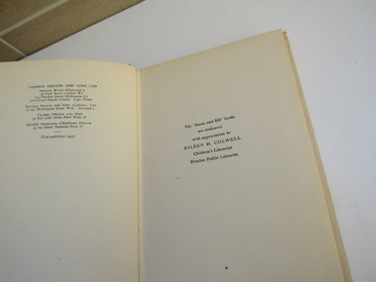 Susan, Bill and The Golden Clock by Malcolm Saville 1955 book image 4