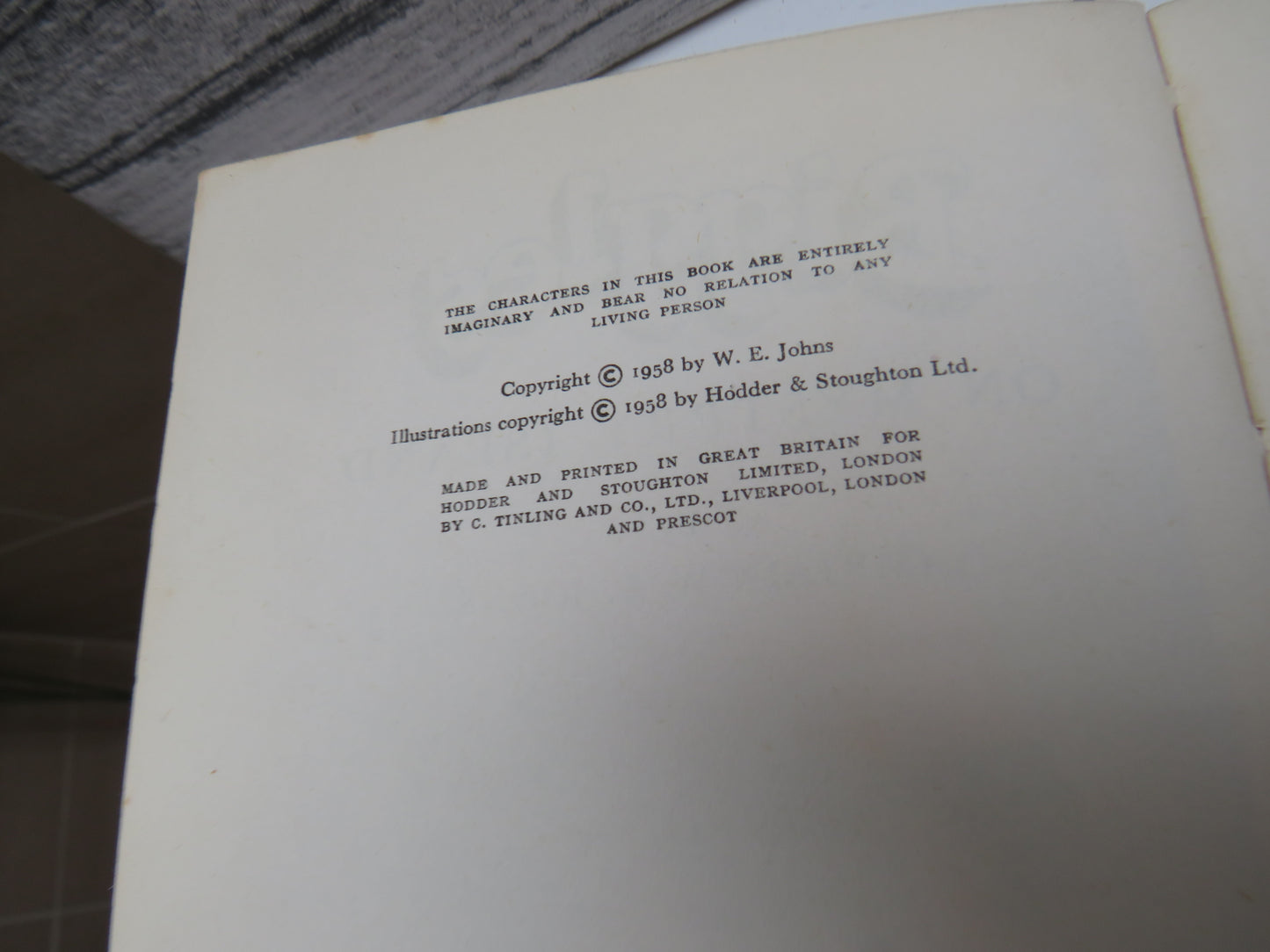 Biggles On Mystery Island By Captain W.E. Johns 1958