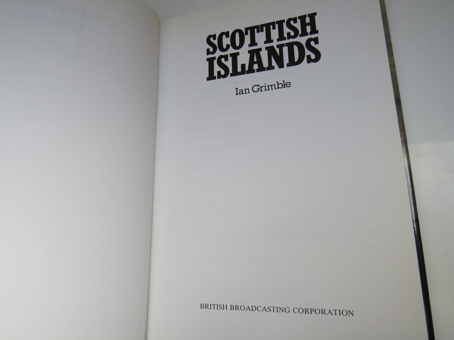 Scottish Islands By Ian Grimble 1985