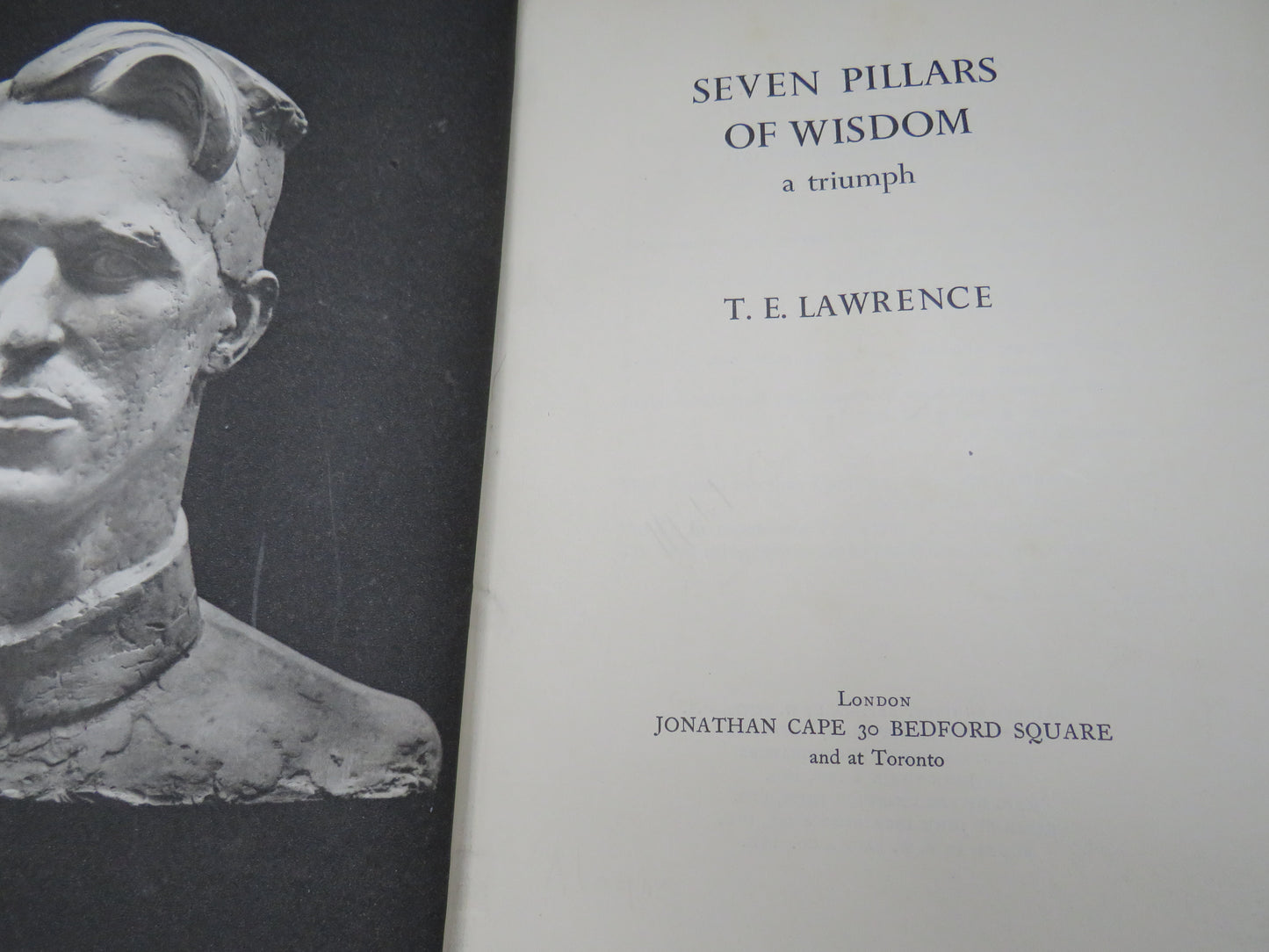 Seven Pillars of Wisdom, A triumph by T. E. Lawrence, 1935