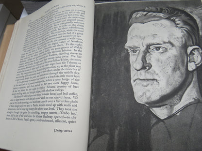 Seven Pillars of Wisdom, A triumph by T. E. Lawrence, 1935 book image 9