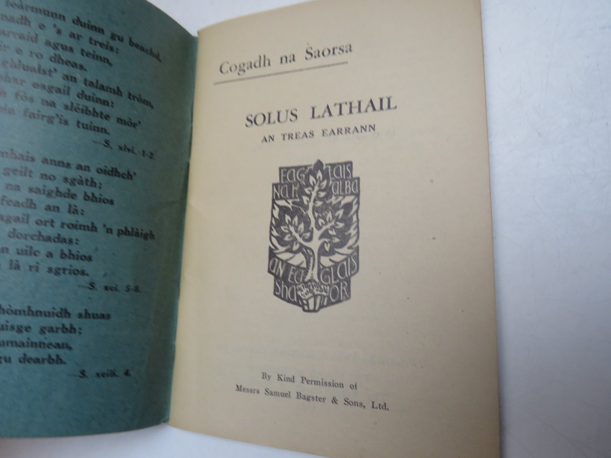 Solis Lathail An Treas Earrann / Cogadh Na Saorsa 1943 (Vintage Gaelic History) book 3