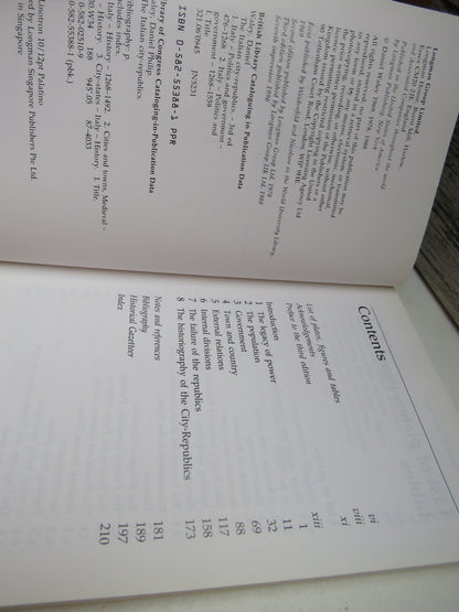 The Italian City-Republics 3rd Edition By Daniel Waley 1988 (Modern History Book) book image 4