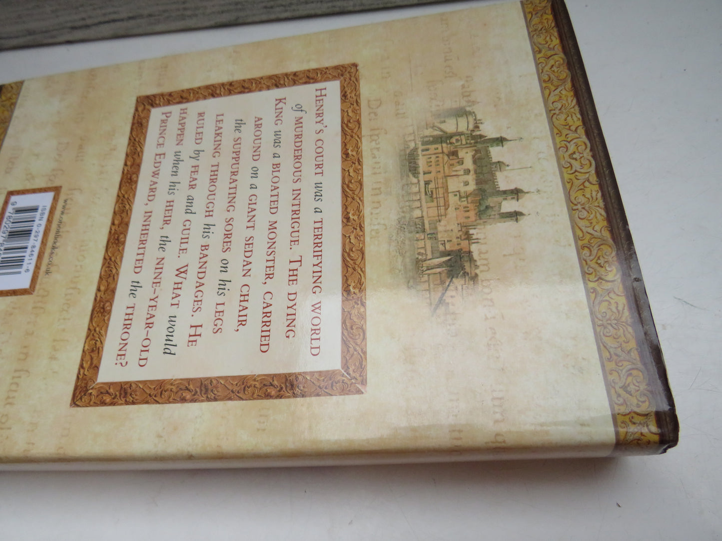 The Last Days of Henry VIII Conspiracy, Treason and Heresy At The Court of the Dying Tyrant By Robert Hutchinson 2005