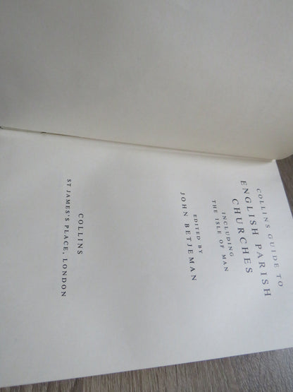 Collins Guide To English Parish Churches Including The Isle of Man Edited By John Betjeman 1959 book image 3