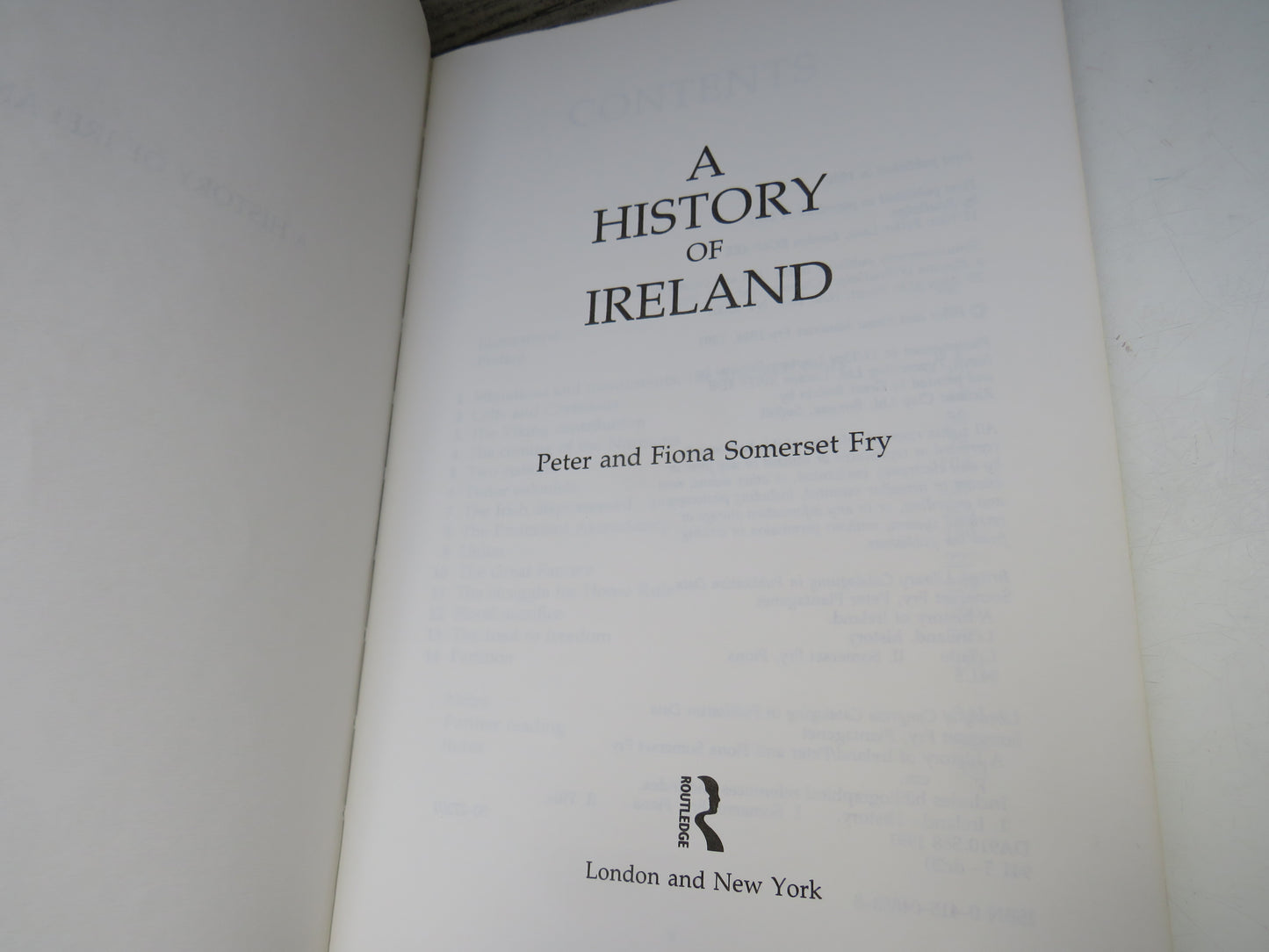 A History of Ireland By Peter and Fiona Somerset Fry 1991