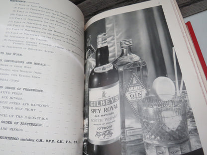 Burke's Genealogical and Heraldic History of the Peerage Baronetage and Knightage 1953 book image 5