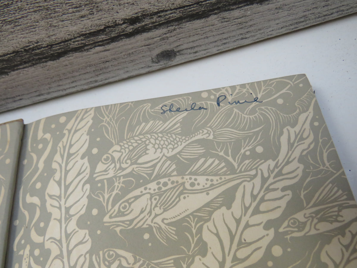 The Sea Is Blue Written and Illustrated By Marie A. Lawson 1946 book image 3