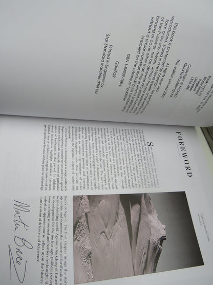 A Chronicle History of Forts and Fortresses By Martin Brice 2005