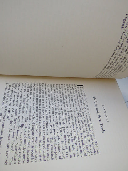 A History of the English-Speaking Peoples By Winston Churchill 1957 Volume 1 - 4