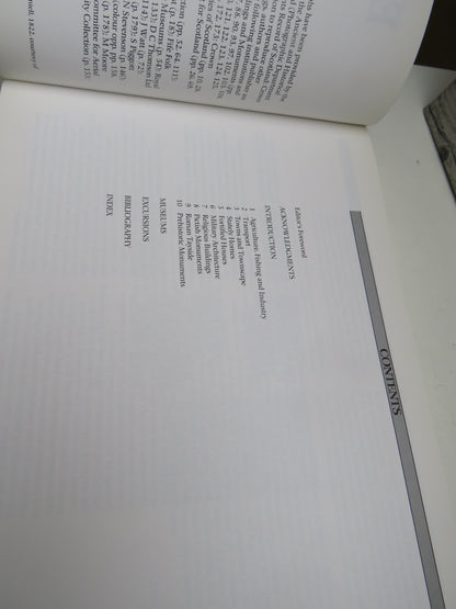 Exploring Scotland's Heritage Fife and Tayside By Bruce Walker and Graham Ritchie 1987