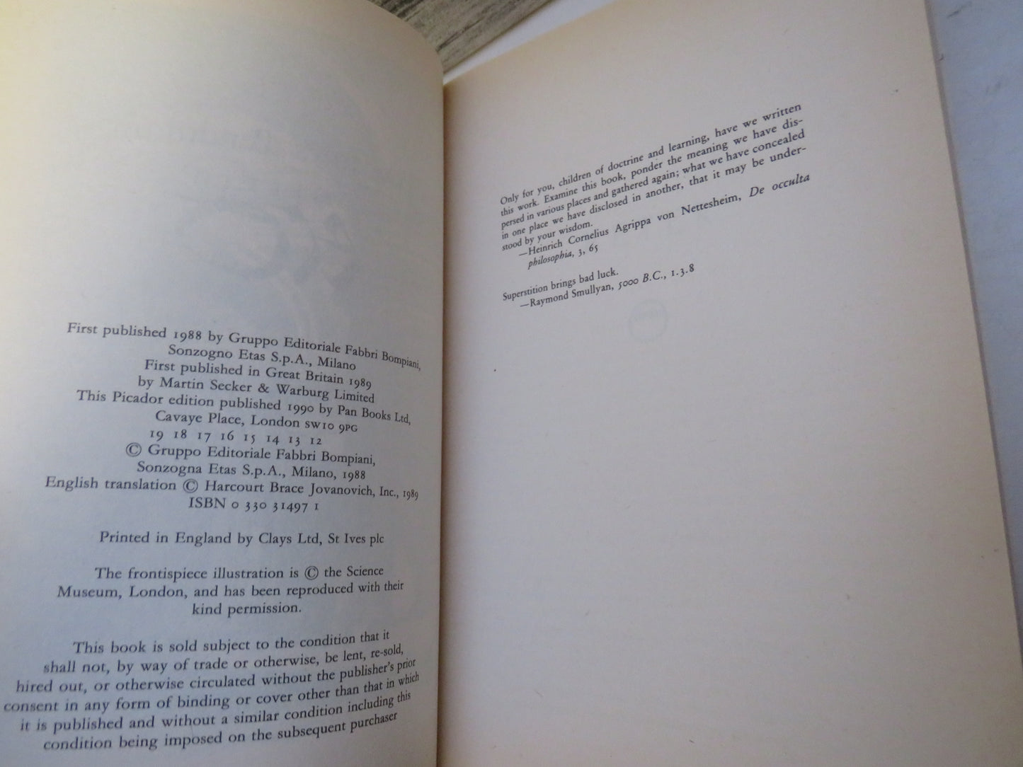 Foucault's Pendulum By Umberto Eco 1989