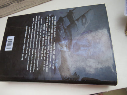 The Bomber War Arthur Harris and The Allied Bomber Offensive 1939-1945 By Robin Neillands 2001 (Mode book image 2