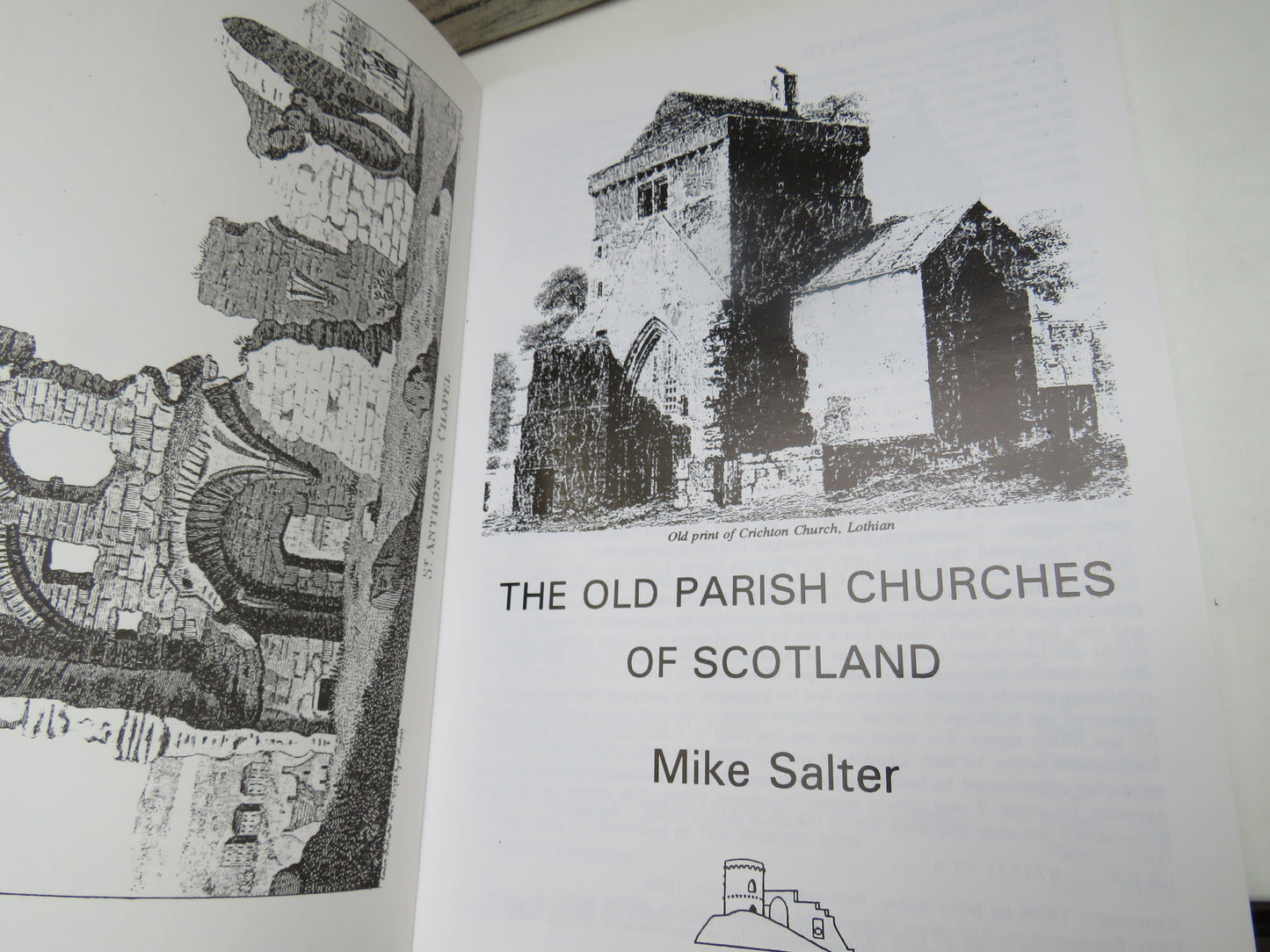 The Old Parish Churches of Scotland By Mike Salter 1994