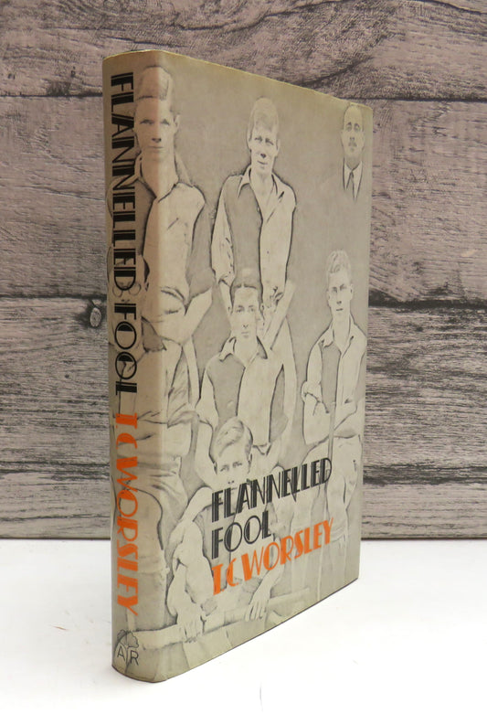 Flannelled Fool A Slice of a Life In The Thirties By T.C. Worsley 1969 (Vintage Memoir Book) book cover