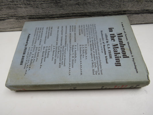 Mending Minds The Truth About Our Mental Hospitals BY Paul Winterton 1938 1st Edition