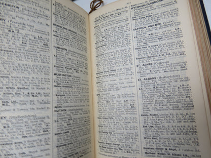 Royal Automobile Club Guide and Handbook 1939-40