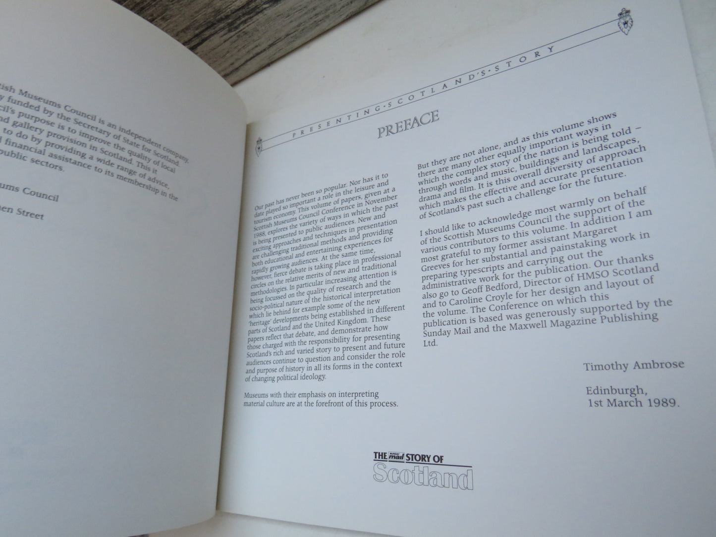 Presenting Scotland's Story Edited By Timothy Ambrose 1989