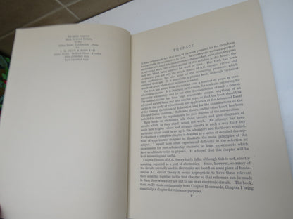 An Introduction to Electronics by D. R. J. Wood, 1959 book image 5