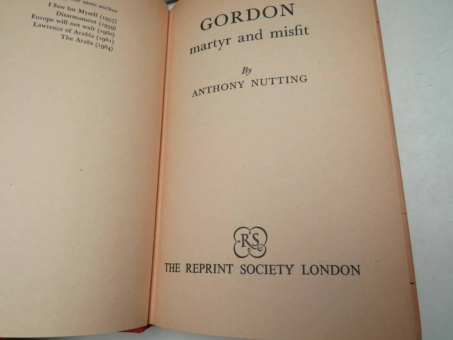 Gordon Martyr and Misfit By Anthony Nutting 1967
